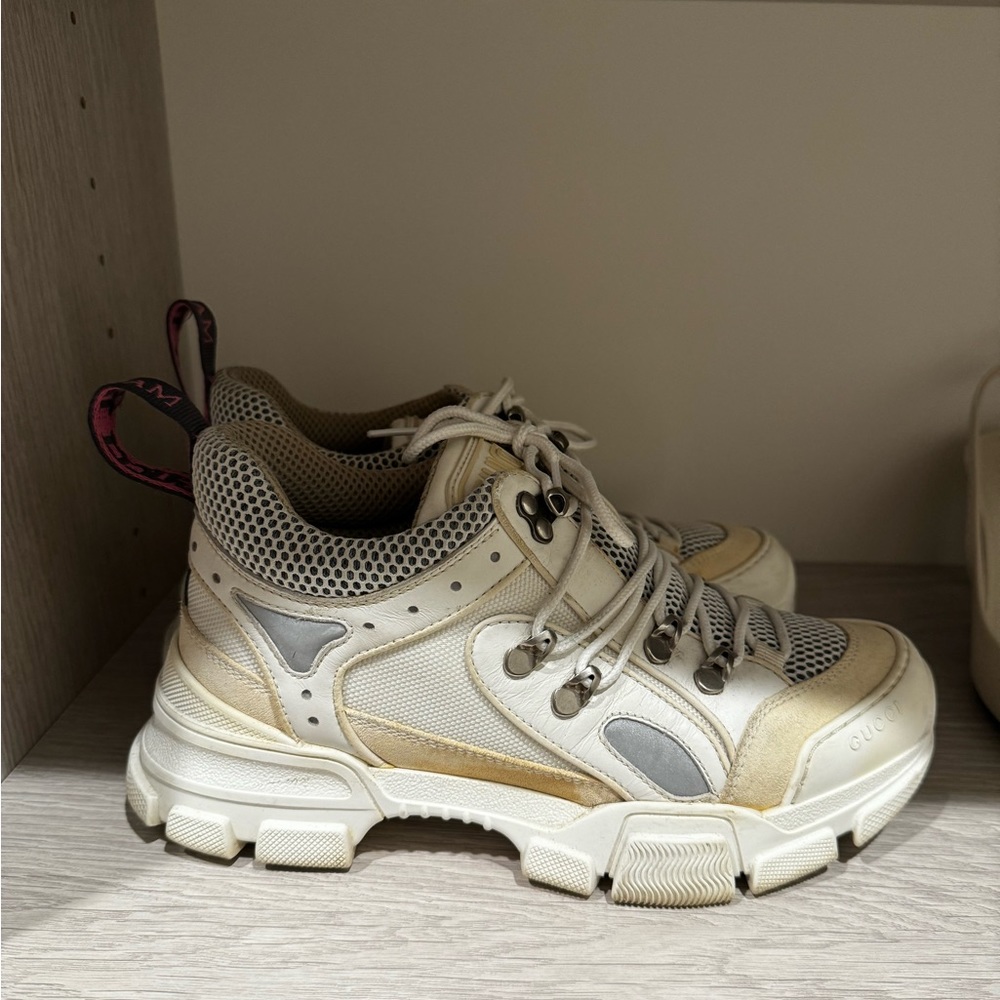 Gucci flash track stylish shoe, size EU 38, very good condition